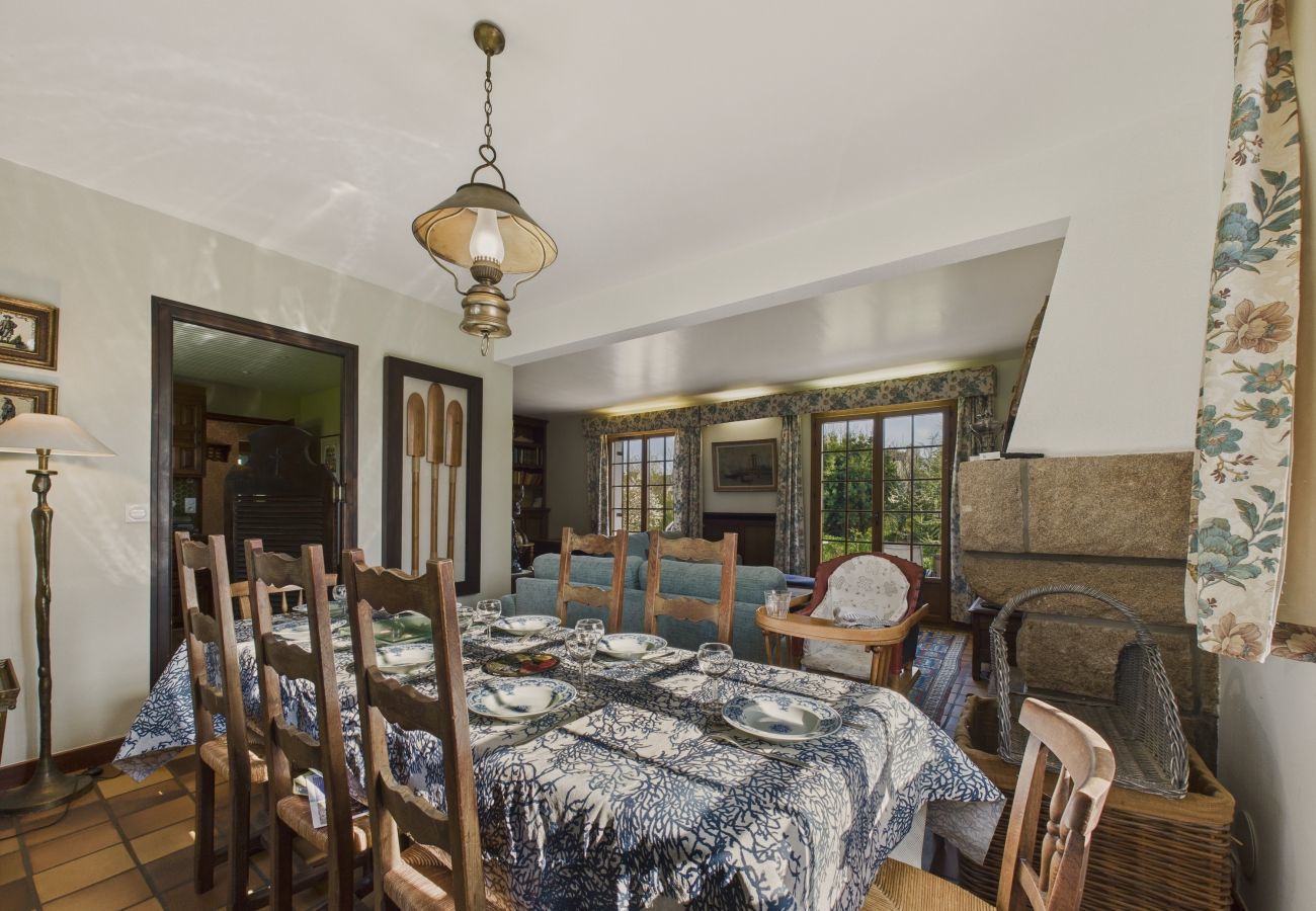 House in Louannec - House for 10 with large garden, 250m from the sea