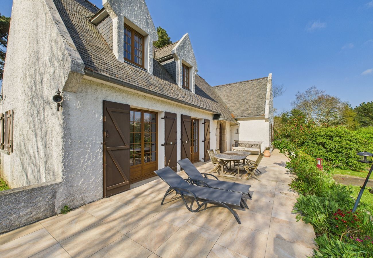 House in Louannec - House for 10 with large garden, 250m from the sea