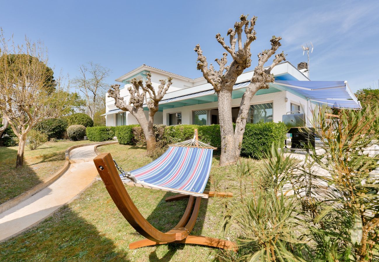 Villa in Lanton - Villa on the Port of Taussat with swimming pool