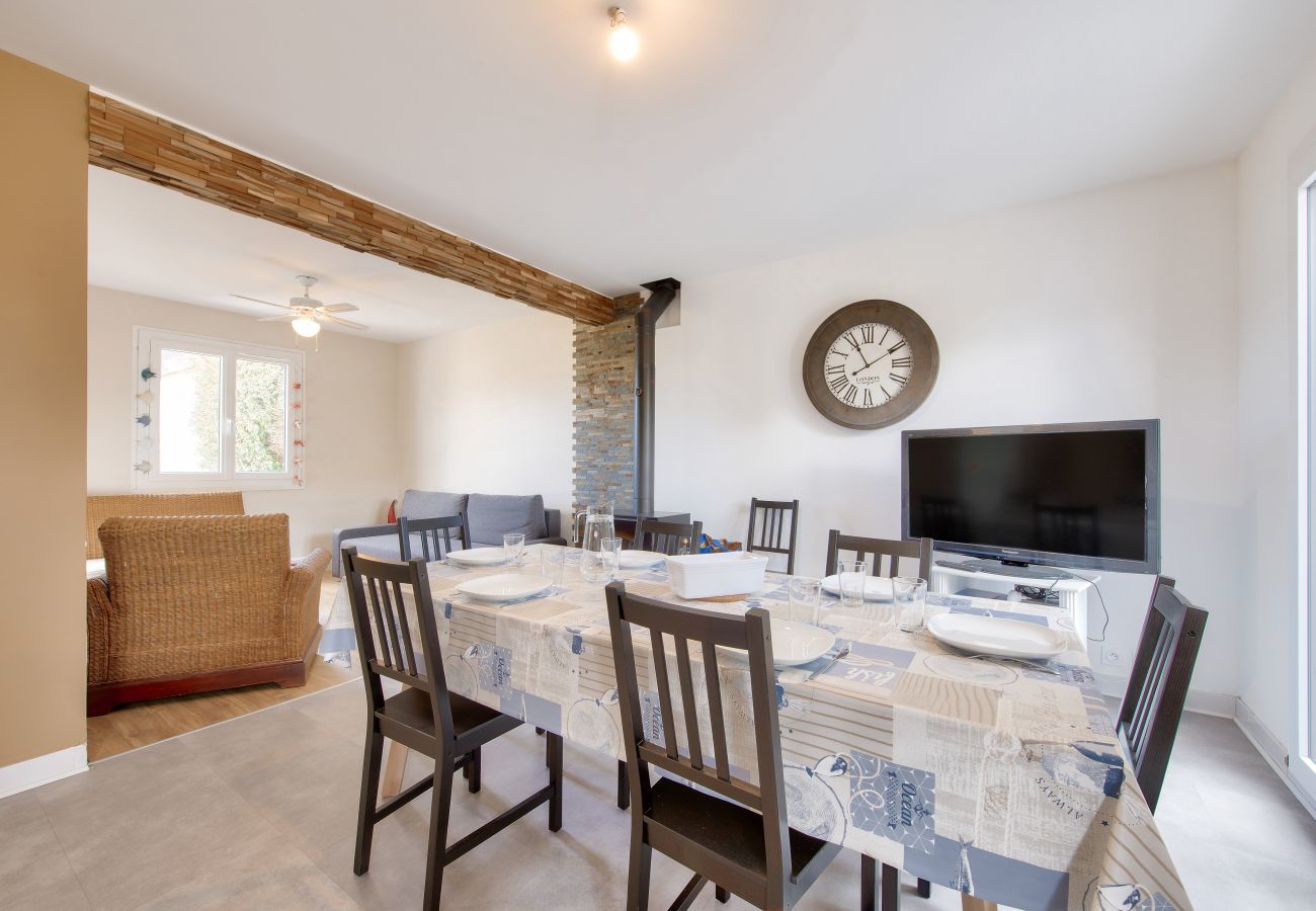 House in Guissény - House for 6 with terrace and garden
