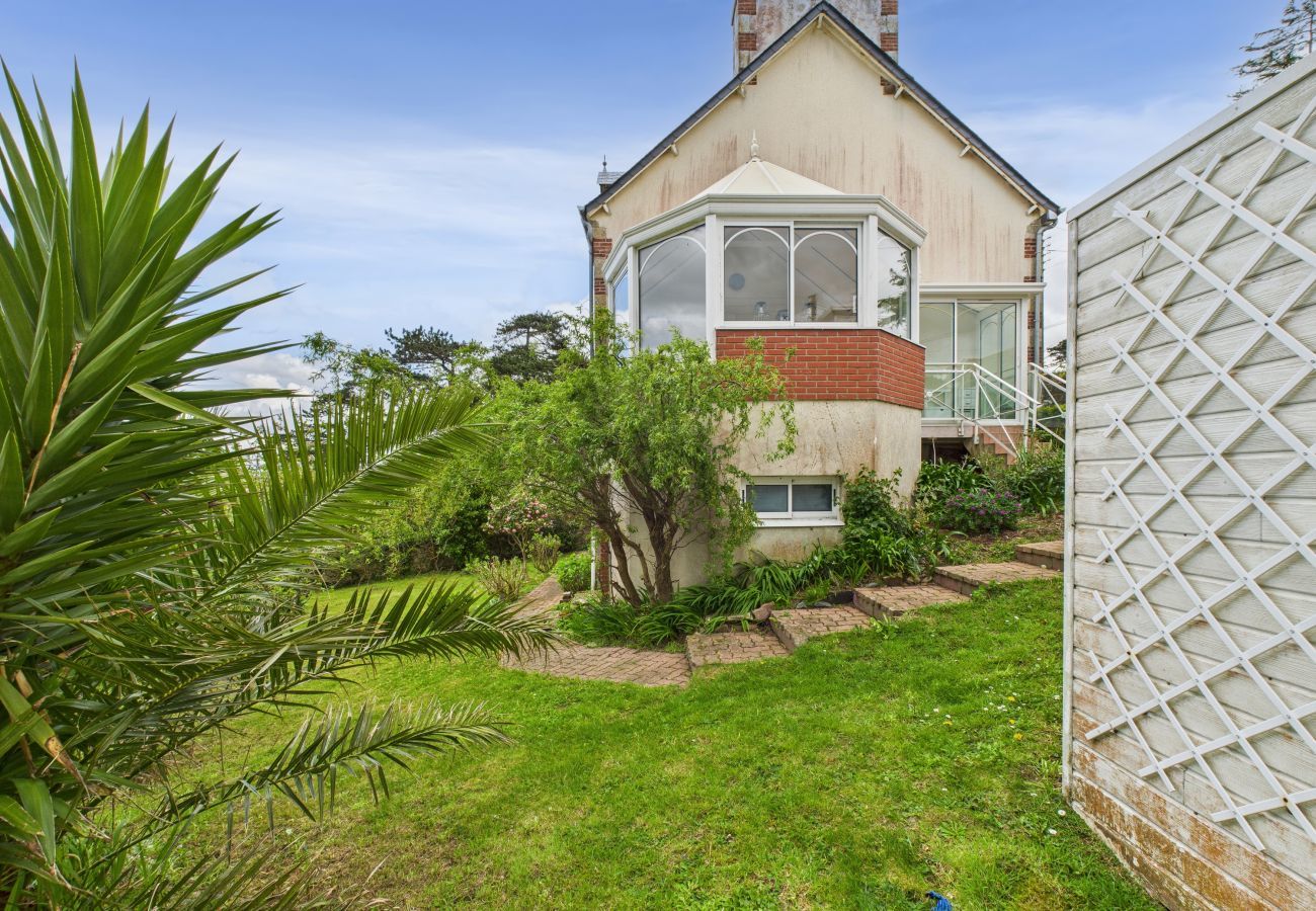 House in Trévou-Tréguignec - Great View - House for 6 - 650m to Beach