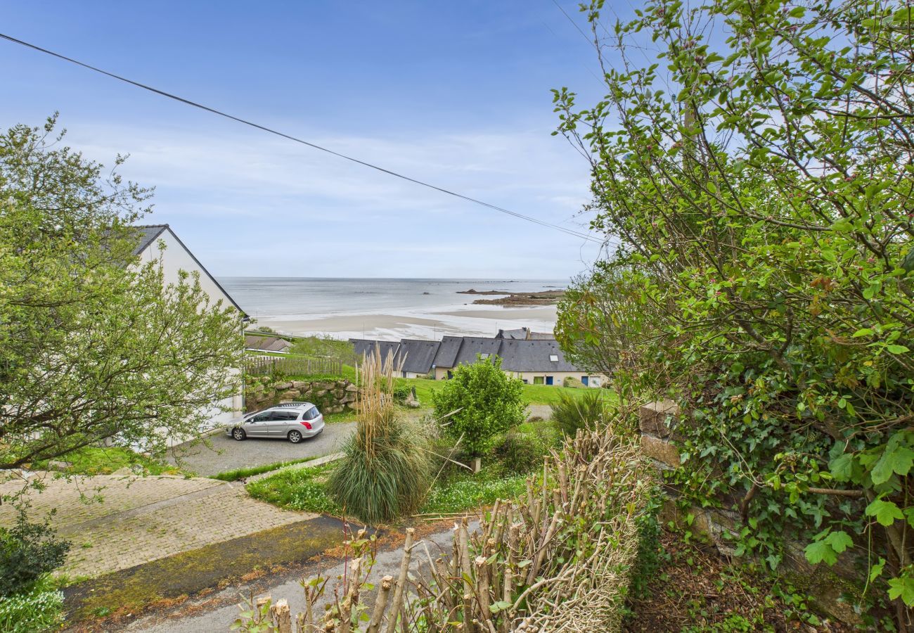 House in Trévou-Tréguignec - Great View - House for 6 - 650m to Beach