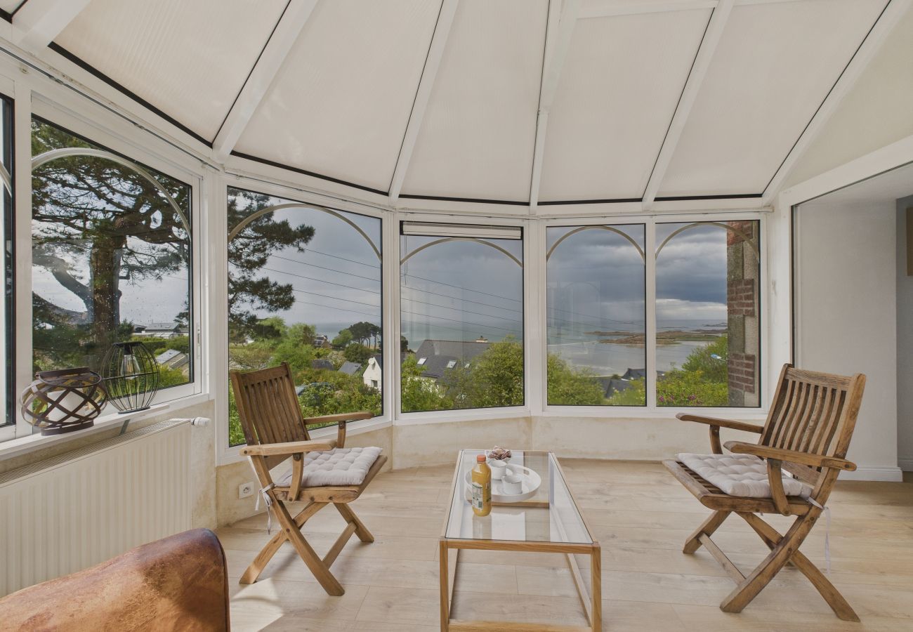 House in Trévou-Tréguignec - Great View - House for 6 - 650m to Beach