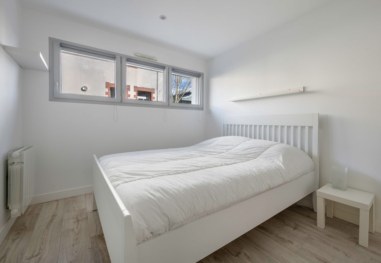 Apartment in La Bernerie-en-Retz - Apartment 230m from the beach. Sleeps 4.