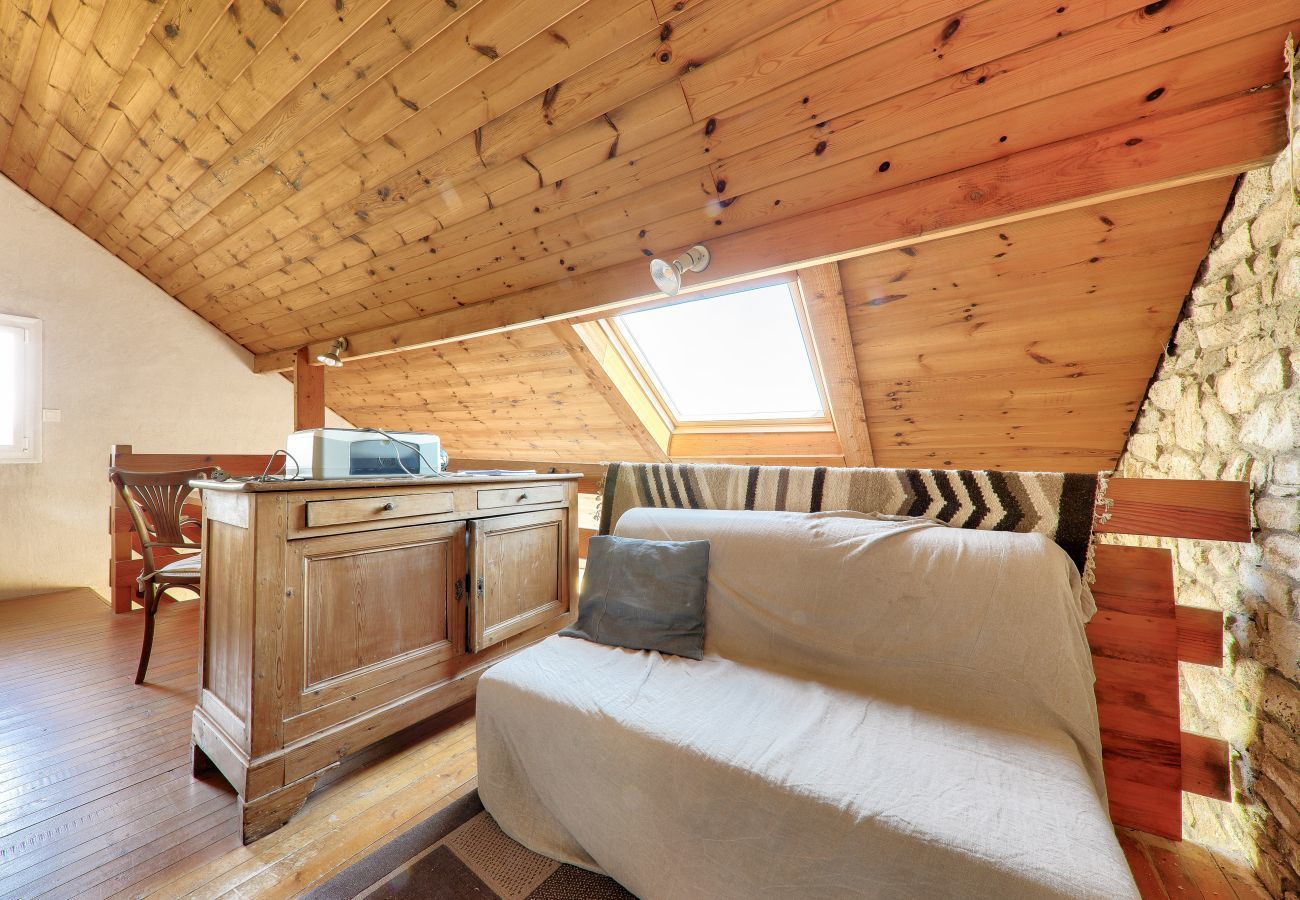 House in Sarzeau - Sea view and direct beach access for 11 people