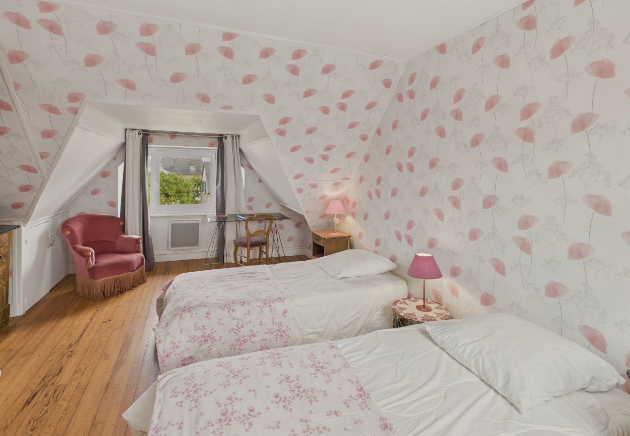 House in Ile Tudy - House 32m from the beach - Large garden - for 6