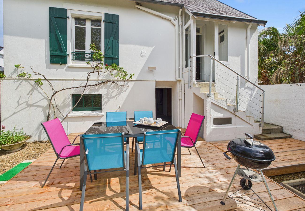 House in Ile Tudy - House 32m from the beach - Large garden - for 6