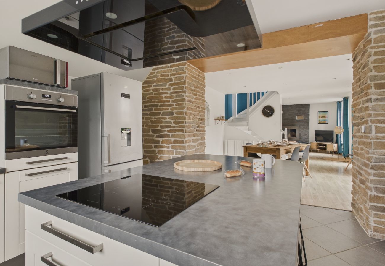 House in Fouesnant - Lovely house with garden and terrace for 4