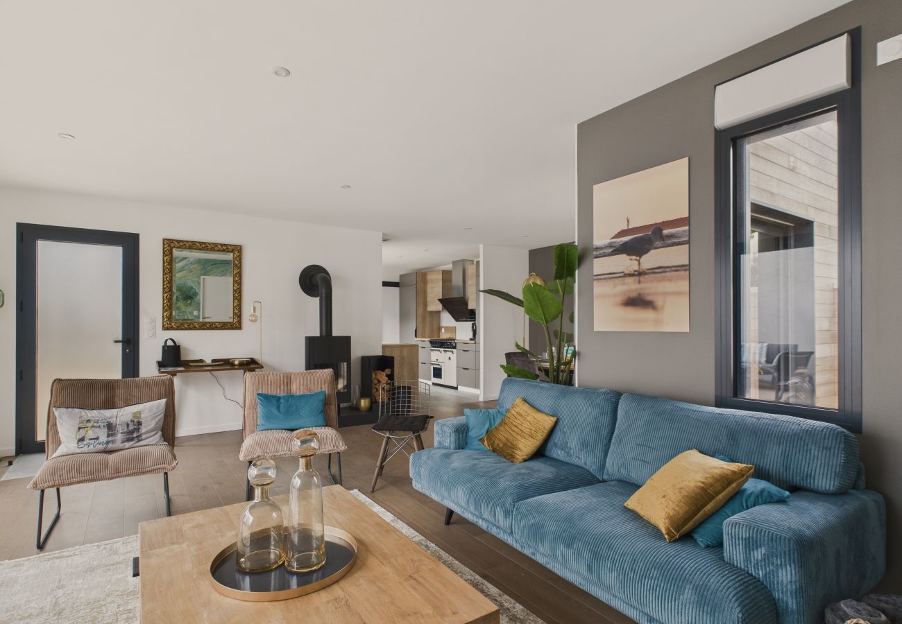 House in Saint-Gilles-Croix-de-Vie - Jacuzzi, terrace, house in the center city for 4