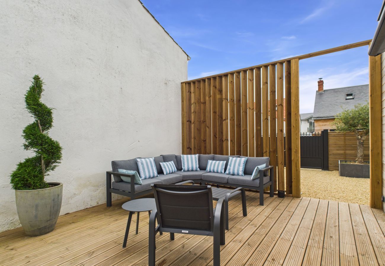 House in Saint-Gilles-Croix-de-Vie - Jacuzzi, terrace, house in the center city for 4