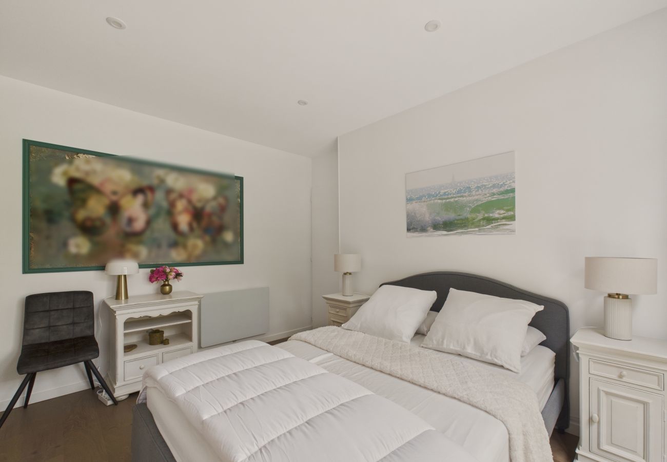 House in Saint-Gilles-Croix-de-Vie - Jacuzzi, terrace, house in the center city for 4