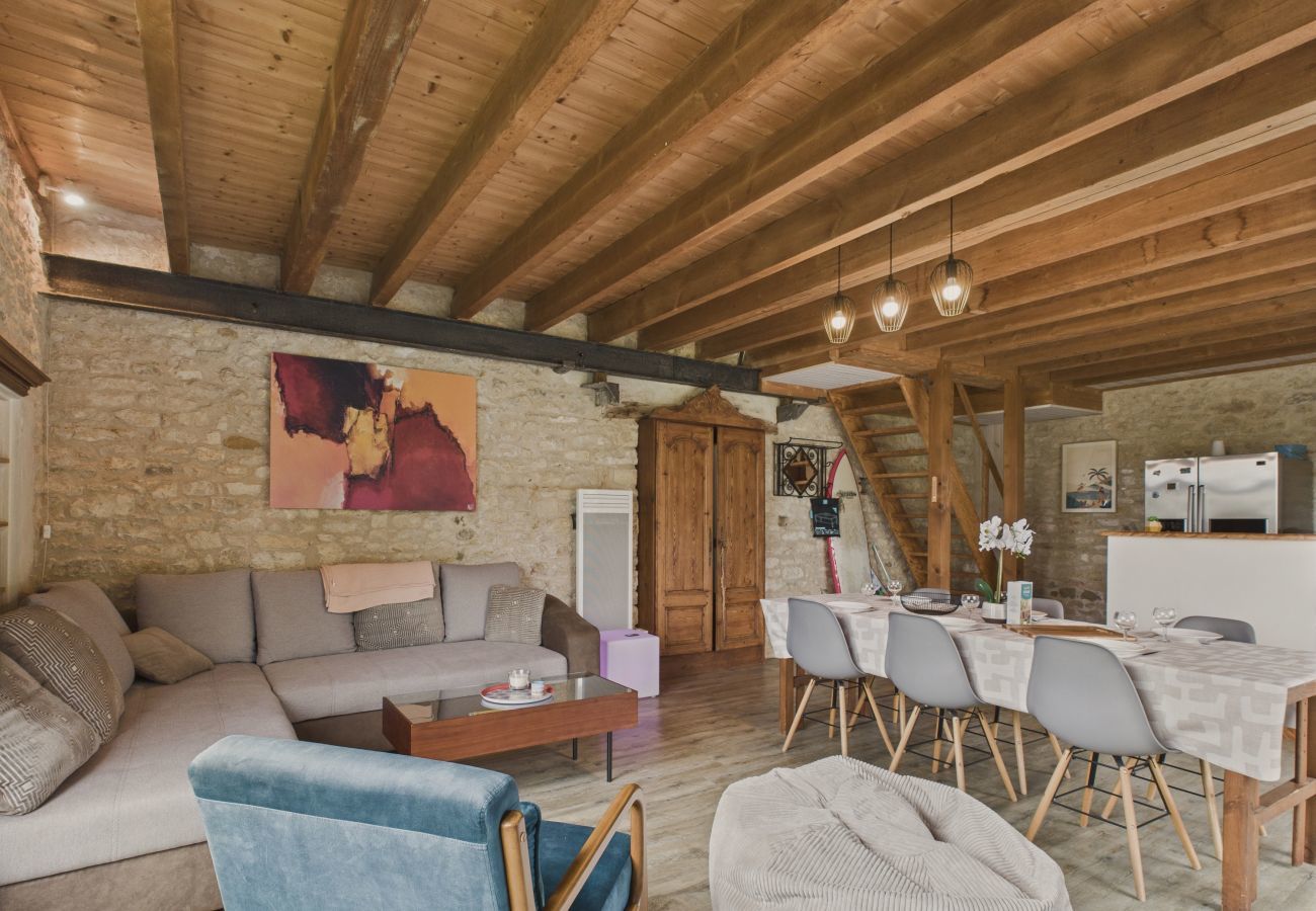 House in Saint-Vincent-sur-Jard - Authentic stone house for 7 with garden