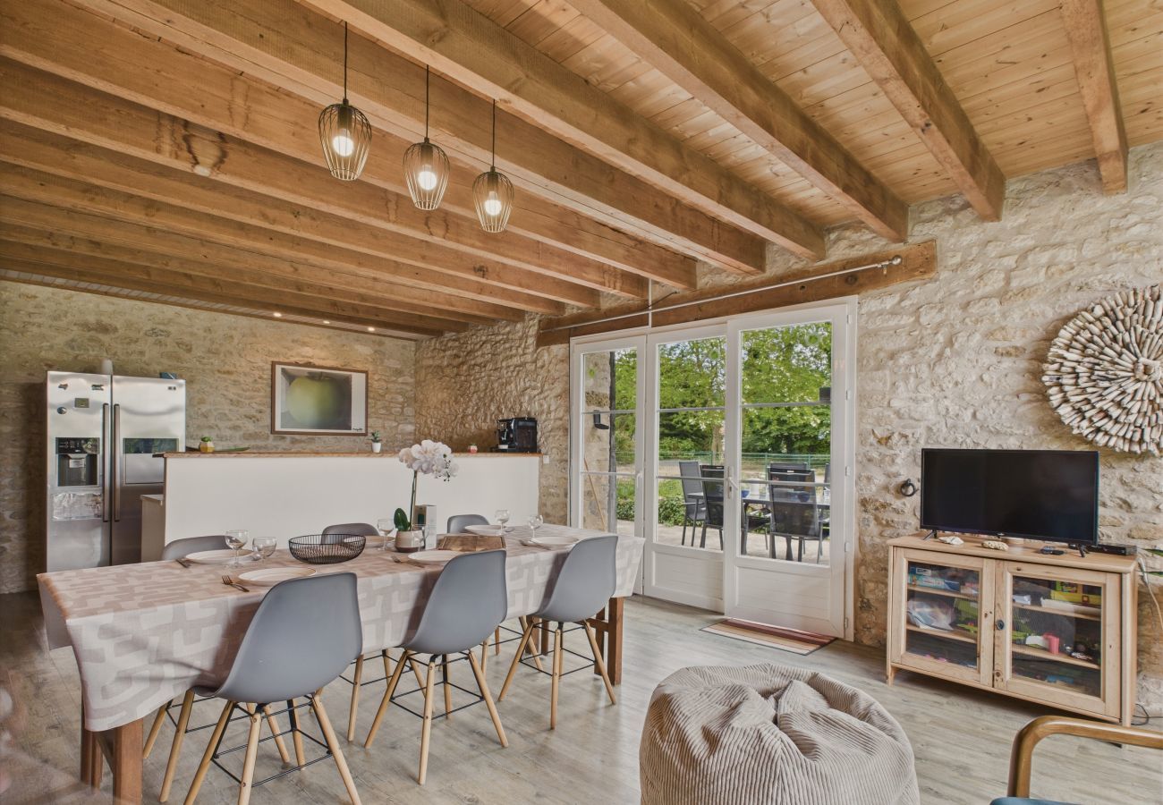 House in Saint-Vincent-sur-Jard - Authentic stone house for 7 with garden