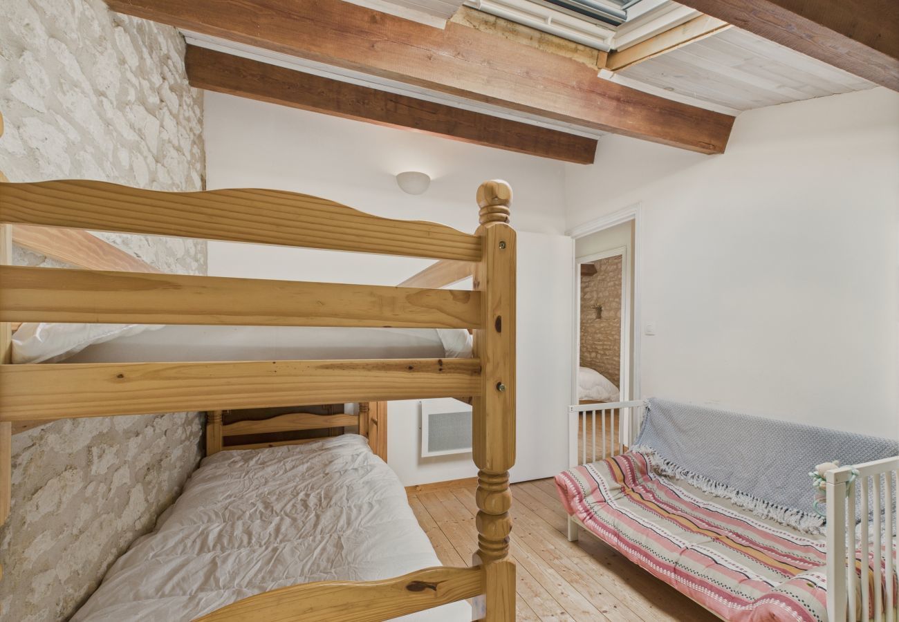 House in Saint-Vincent-sur-Jard - Authentic stone house for 7 with garden