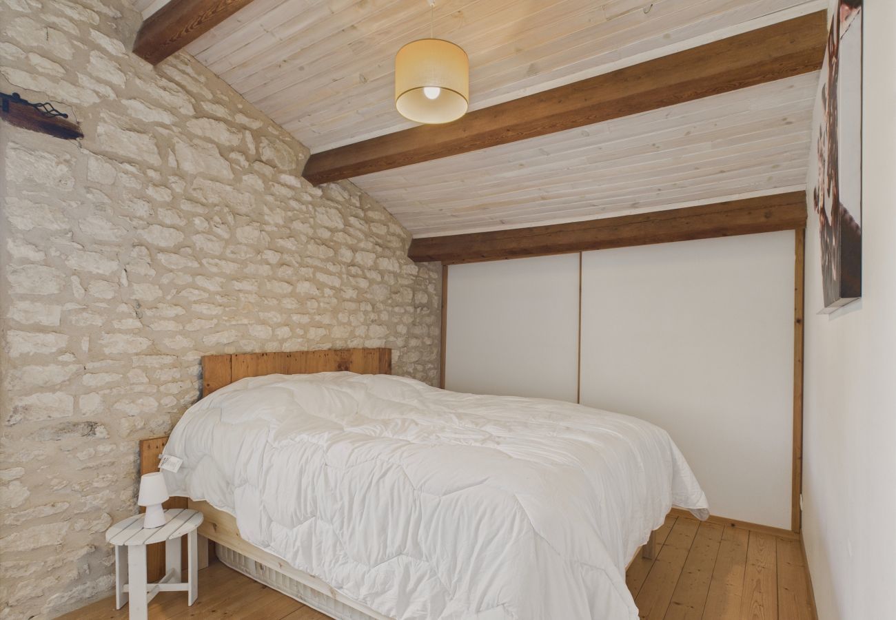 House in Saint-Vincent-sur-Jard - Authentic stone house for 7 with garden