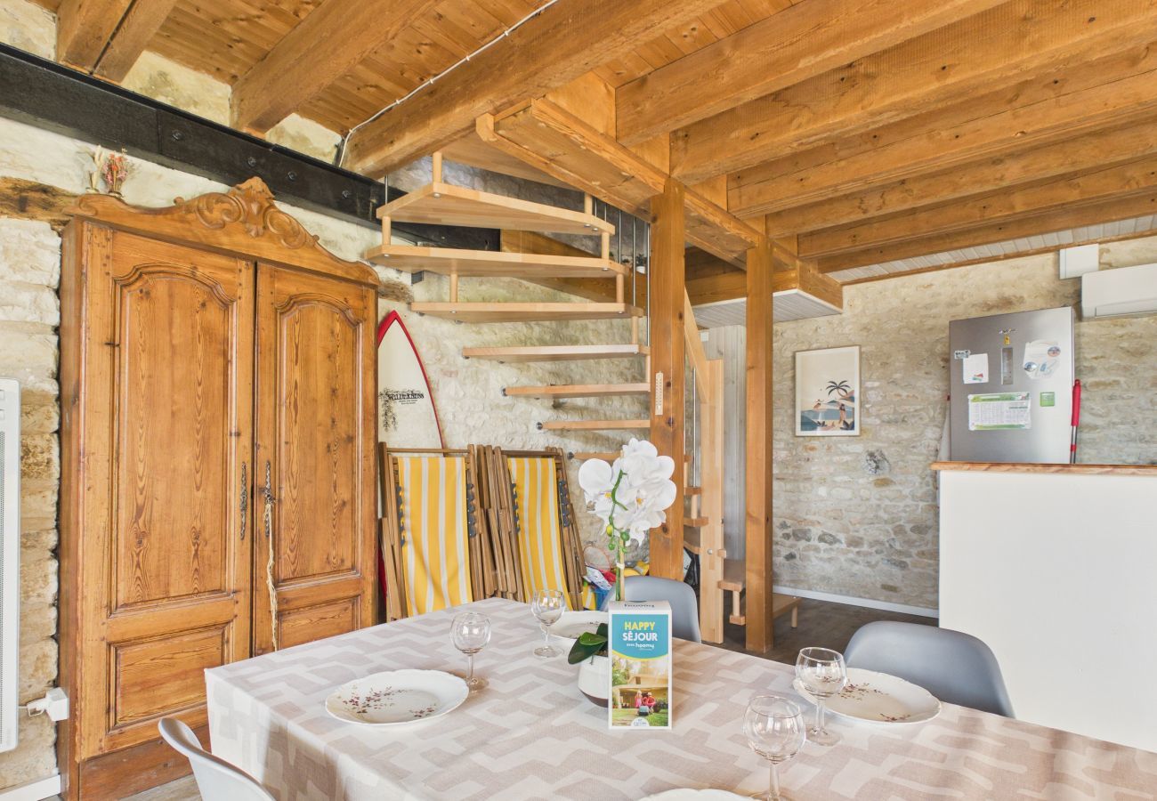 House in Saint-Vincent-sur-Jard - Stone house for 4 adults / 2 children with garden