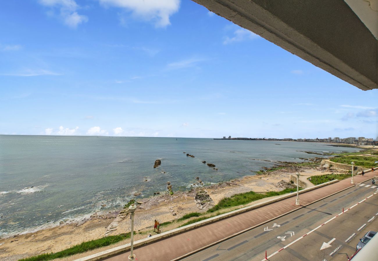 Apartment in Les Sables-d´Olonne - Sea view apartment 500m from the beach