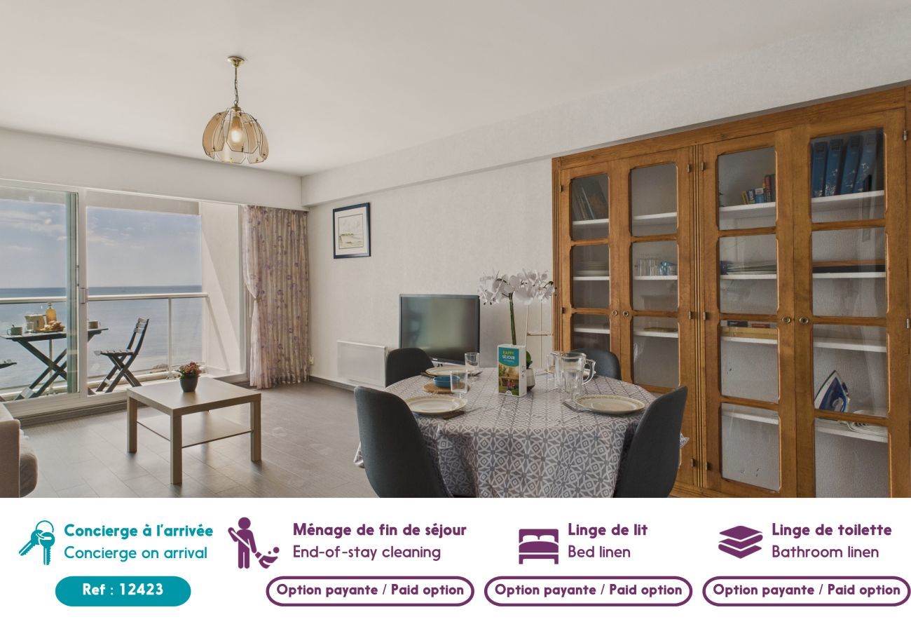 Apartment in Les Sables-d´Olonne - Sea view apartment 500m from the beach