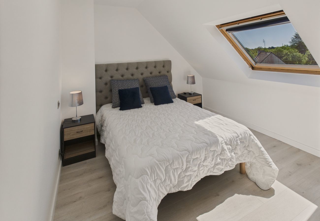 House in Penmarch - Swimming pool, jacuzzi and large terrace for 7