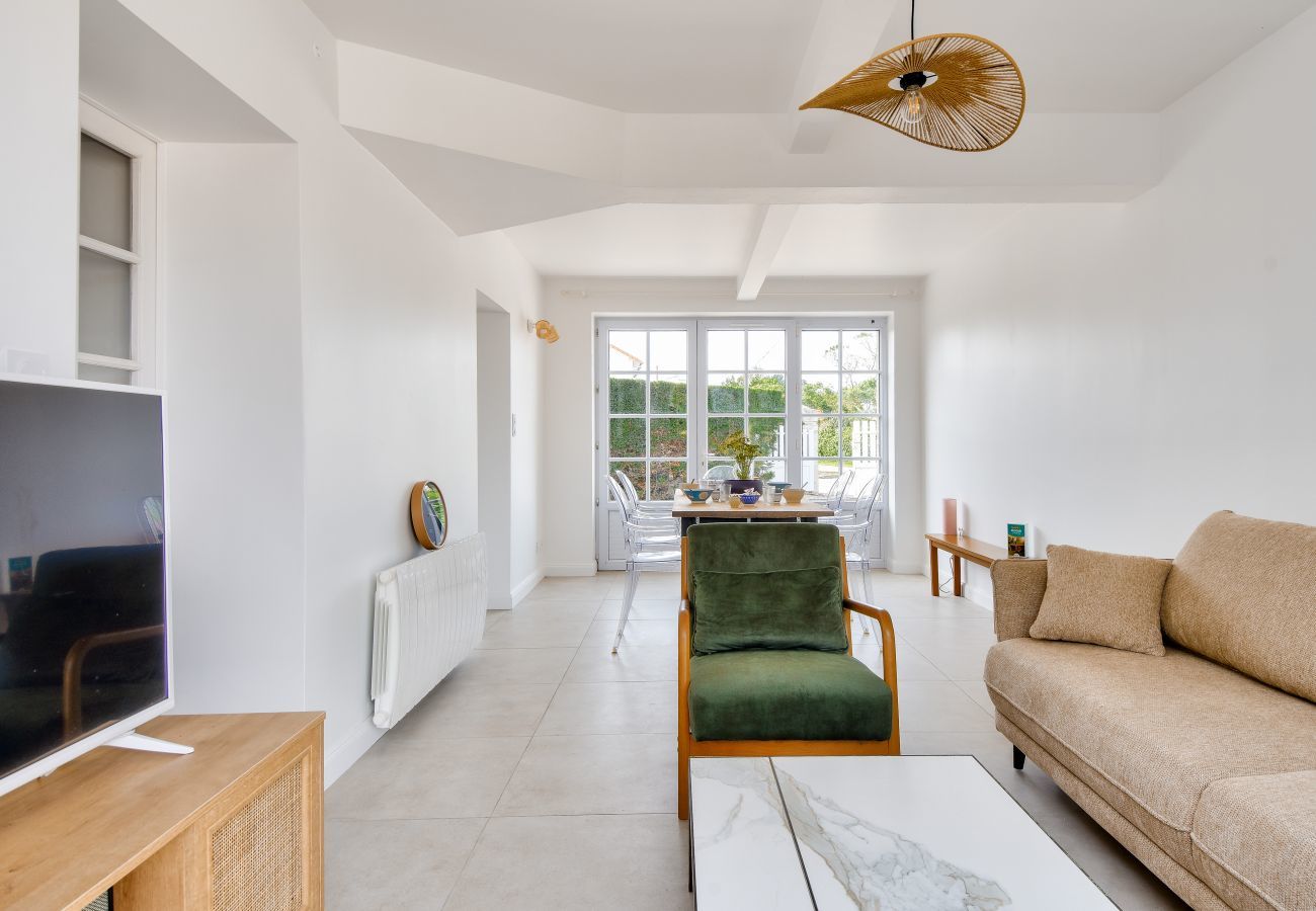 House in Noirmoutier-en-l´Ile - 200m from the beach-House at Vieil-For 4-Garden