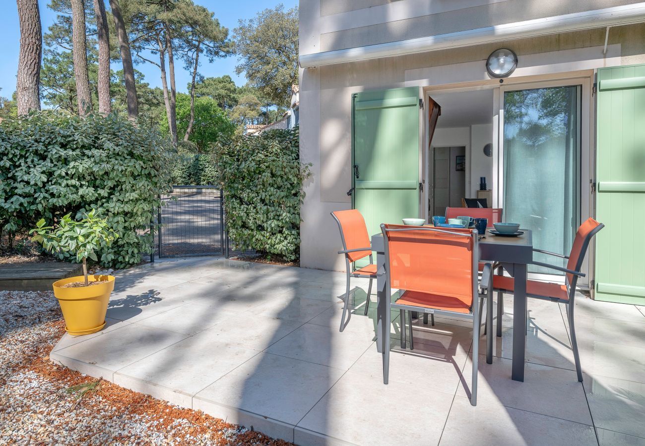 Terraced House in Saint-Brevin-les-Pins - House 60m², 500m from the beach for 4