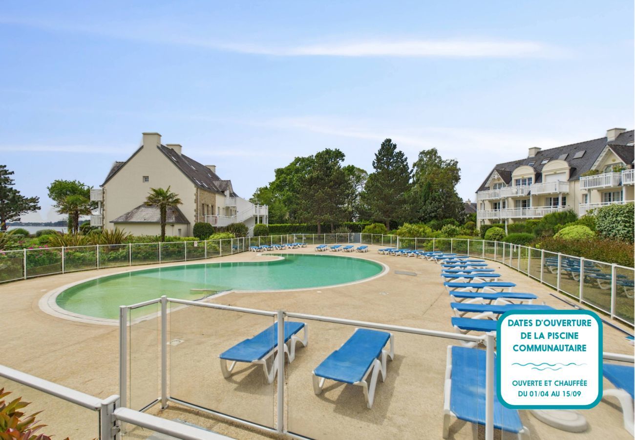 Apartment in Fouesnant - Sea and pool view balcony for 4 people