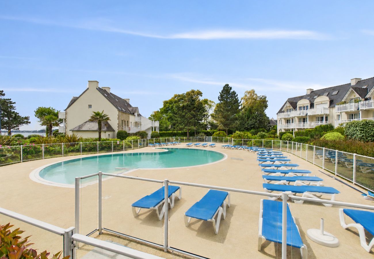 Apartment in Fouesnant - Sea and pool view balcony for 4 people