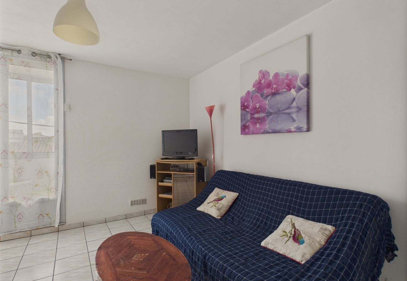 Apartment in Saint-Hilaire-de-Riez - Apartment for 4 adults and 2 children