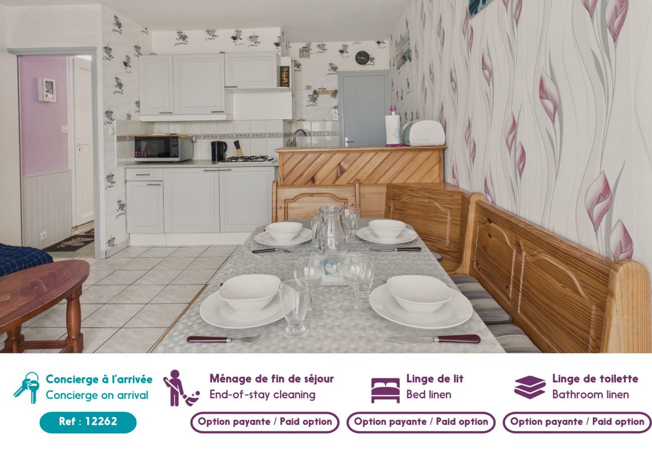 Apartment in Saint-Hilaire-de-Riez - Apartment for 4 adults and 2 children