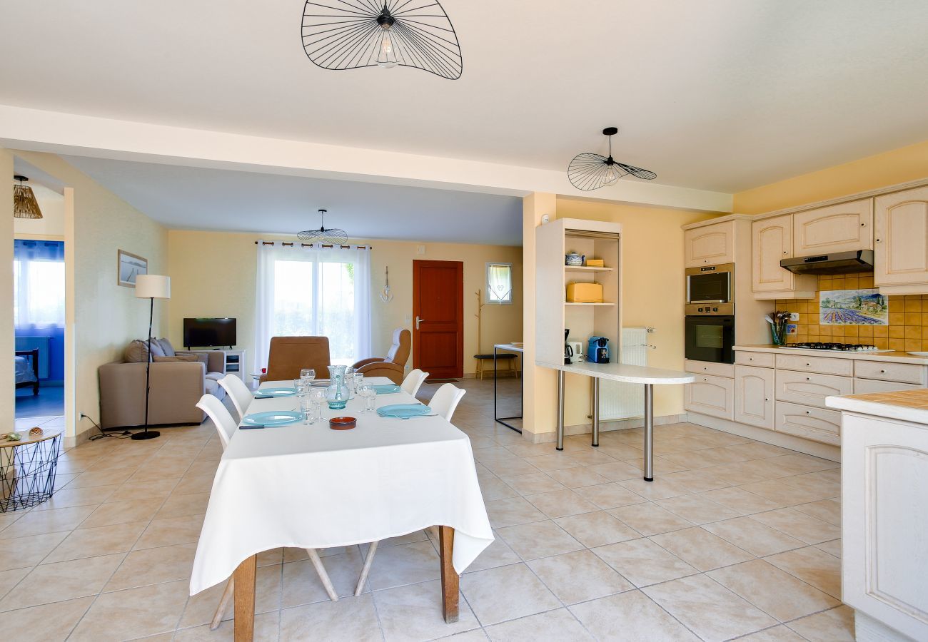 House in Pleurtuit - Spacious house for 4 with garden and terrace