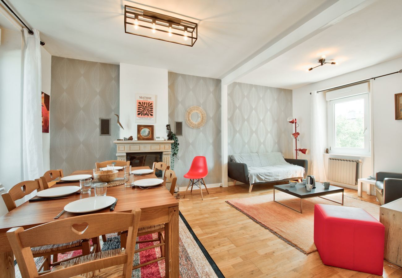 House in Plouguerneau - House for 8 in the center of Plouguerneau
