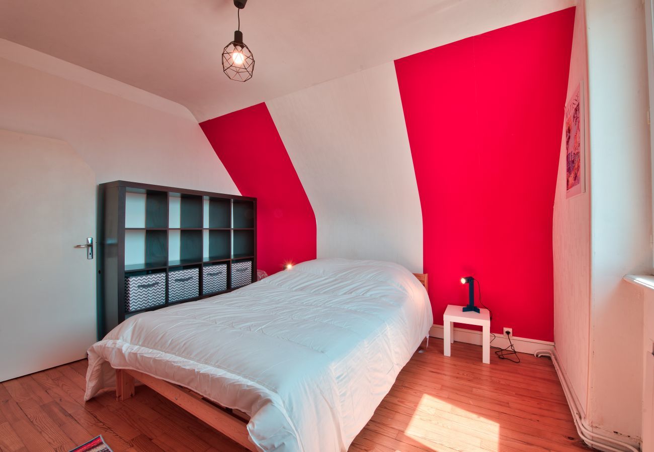 House in Plouguerneau - House for 8 in the center of Plouguerneau
