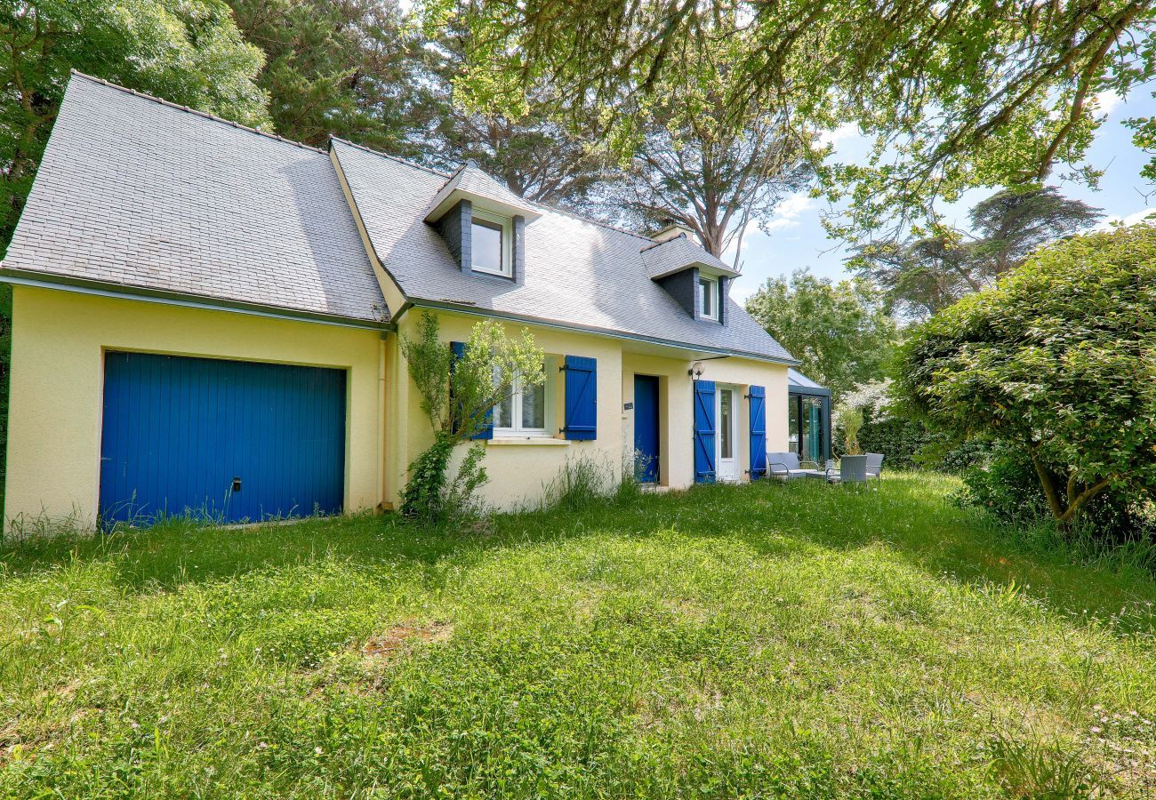 House in Saint-Gildas-de-Rhuys - 800 m from beach – house for 4 adults and 2 children