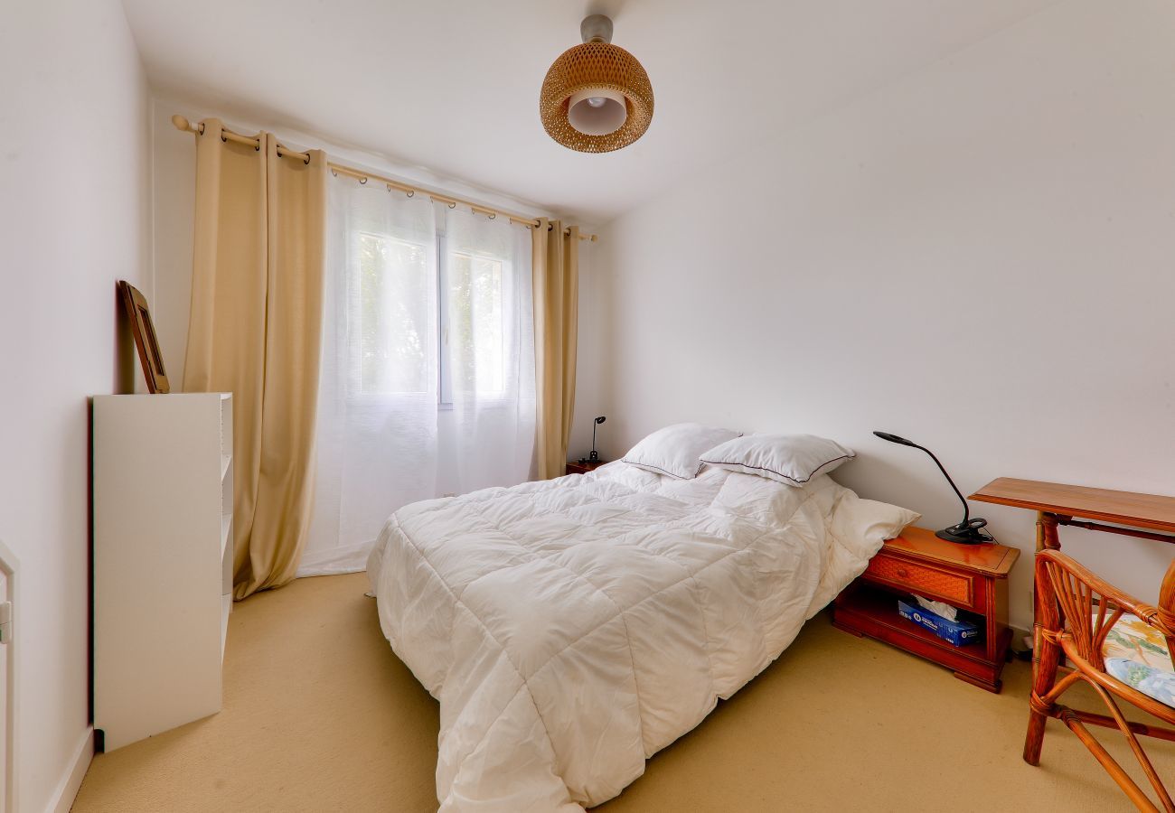 House in Saint-Gildas-de-Rhuys - 800 m from beach – house for 4 adults and 2 children