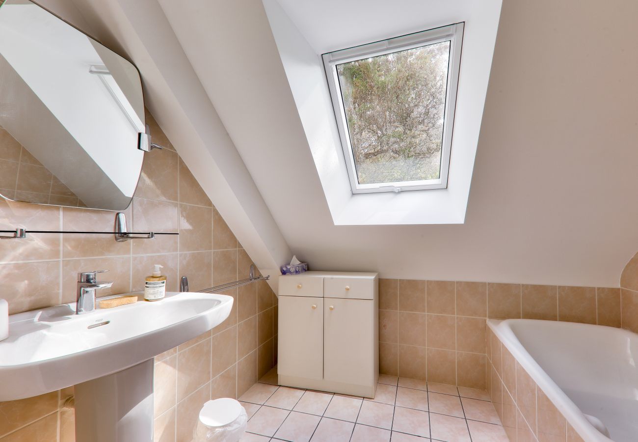 House in Saint-Gildas-de-Rhuys - 800 m from beach – house for 4 adults and 2 children