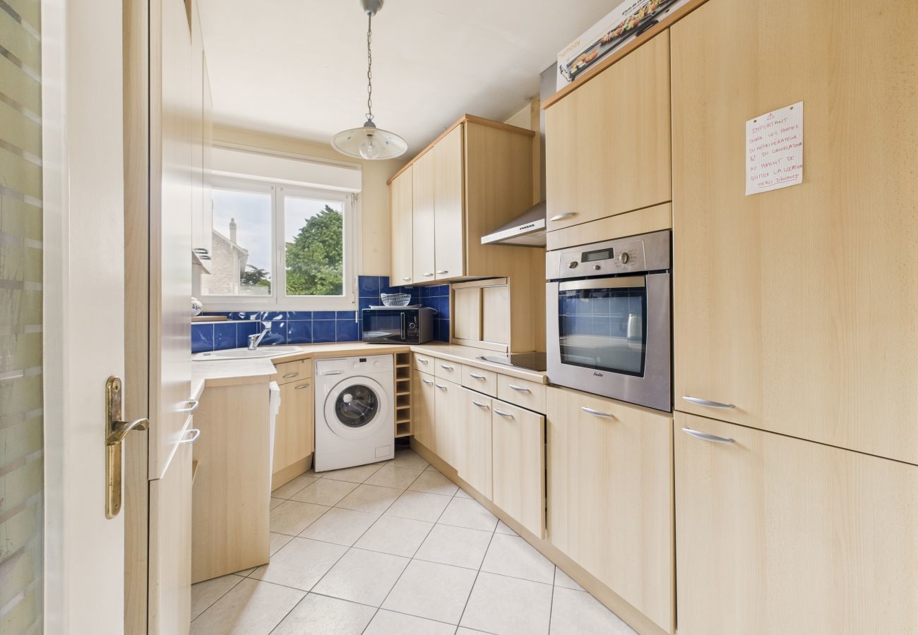 Apartment in Pornichet - Sea view - Apartment for 6 - 5 m from the beach