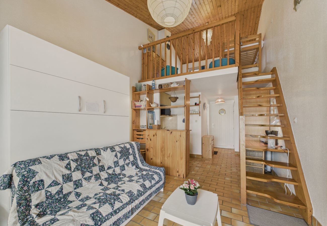Studio in Longeville-sur-Mer - 50m from beach - Apartment for 5 - Terrace