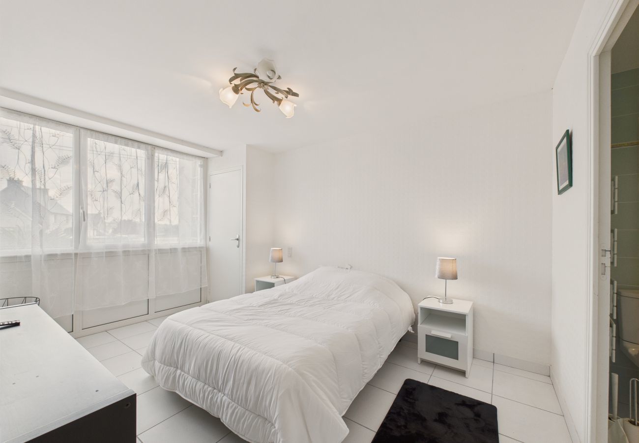 House in Pléneuf-Val-André - Heated pool, beach 700m away, house for 6