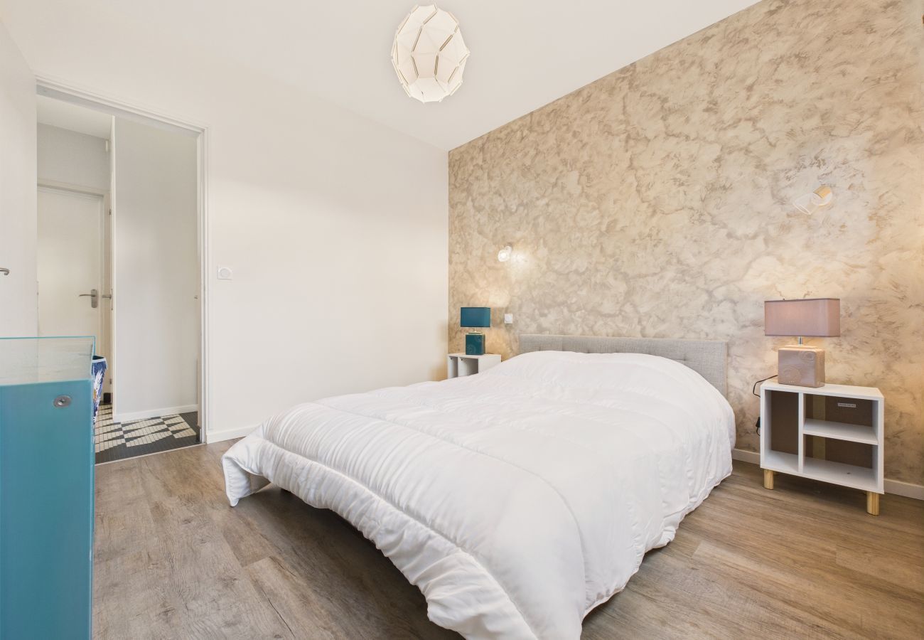 House in Pléneuf-Val-André - Heated pool, beach 700m away, house for 6