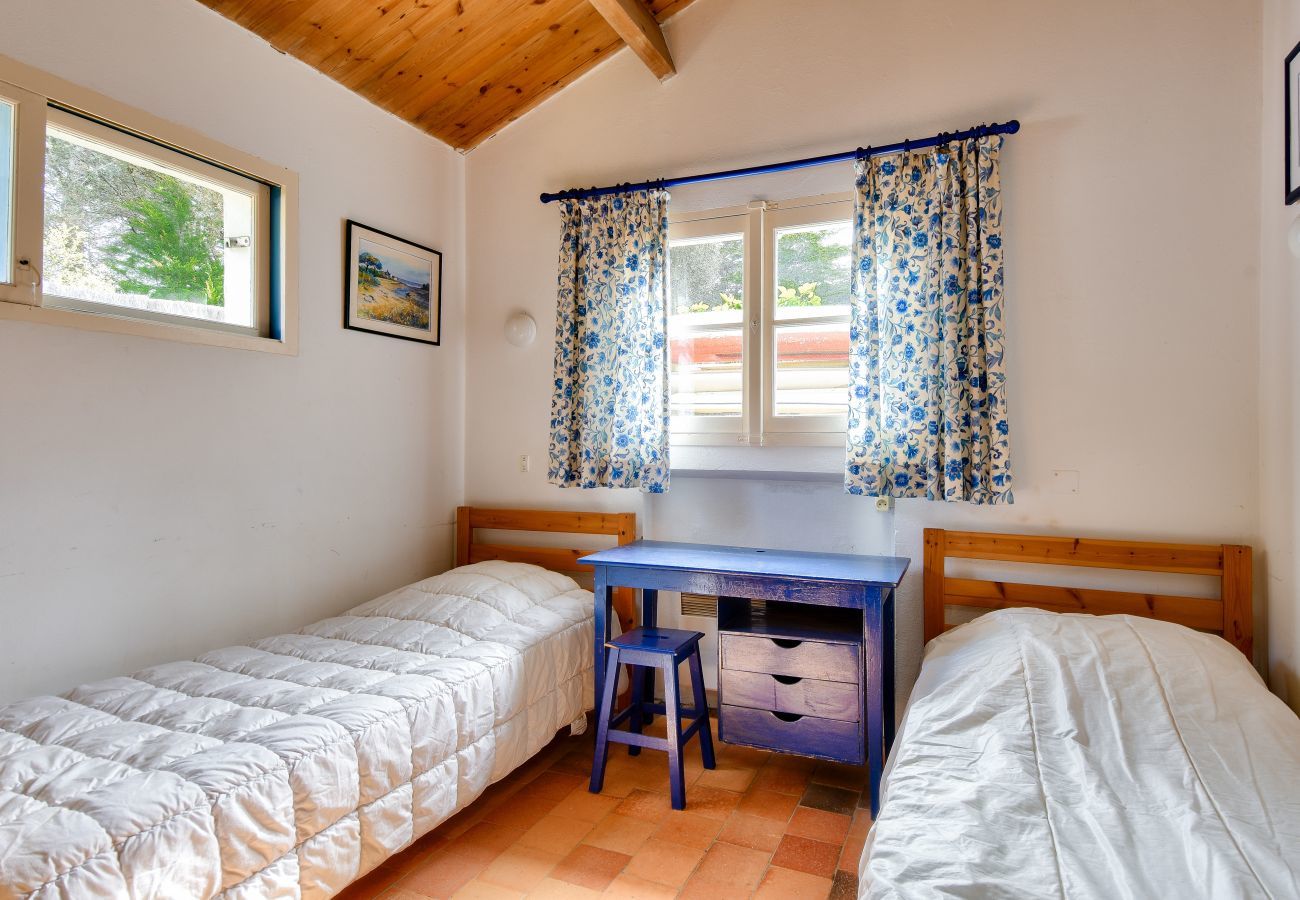 House in Noirmoutier-en-l´Ile - 100m from the beach-6 adults /4 children-Garden