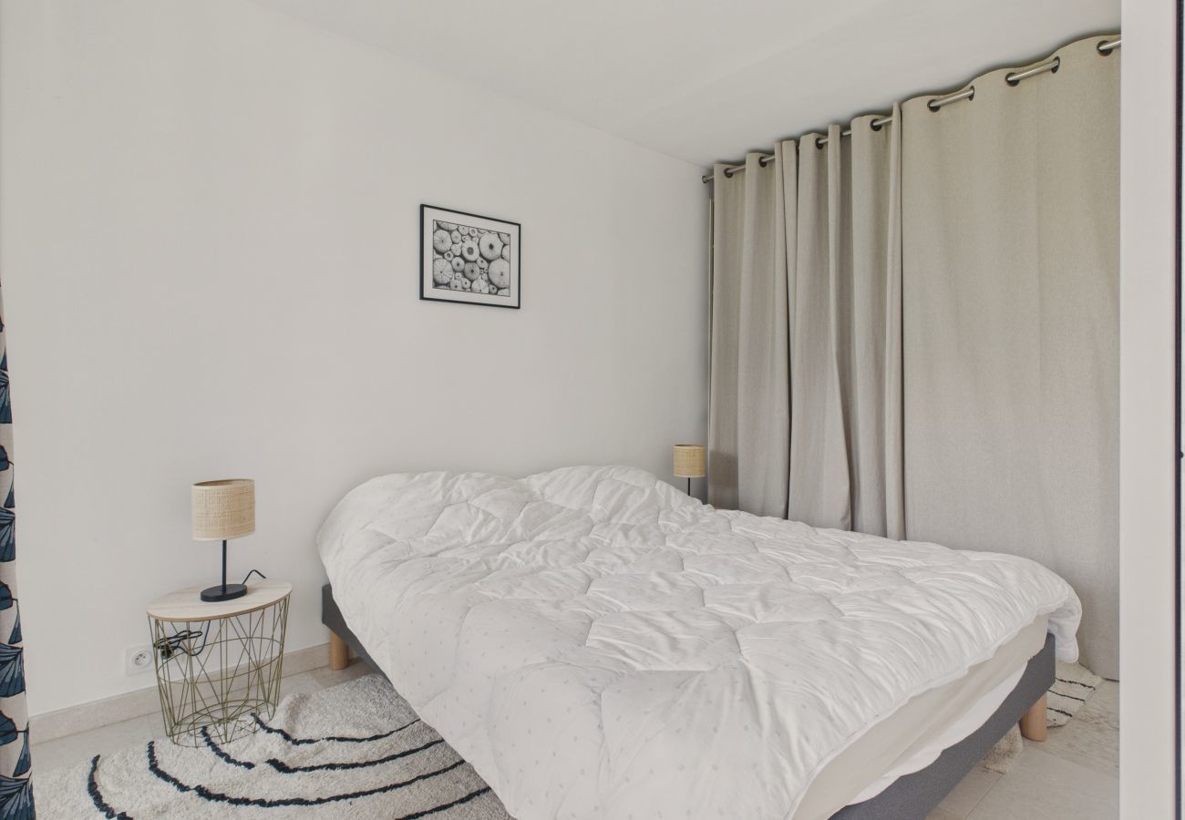 Apartment in La Baule-Escoublac - 350m from the beach, apartment for 2 - balcony