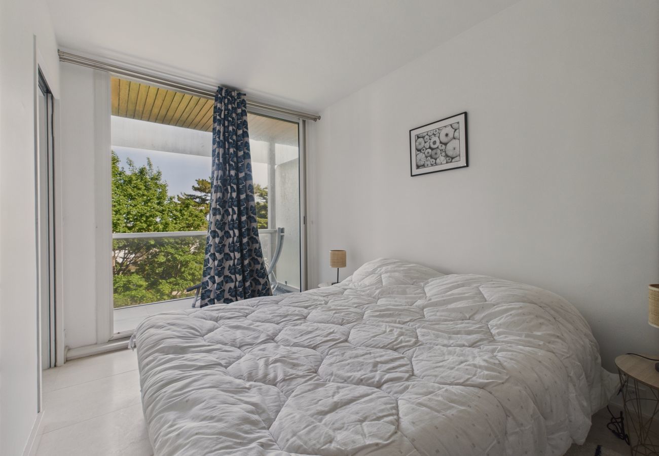 Apartment in La Baule-Escoublac - 350m from the beach, apartment for 2 - balcony