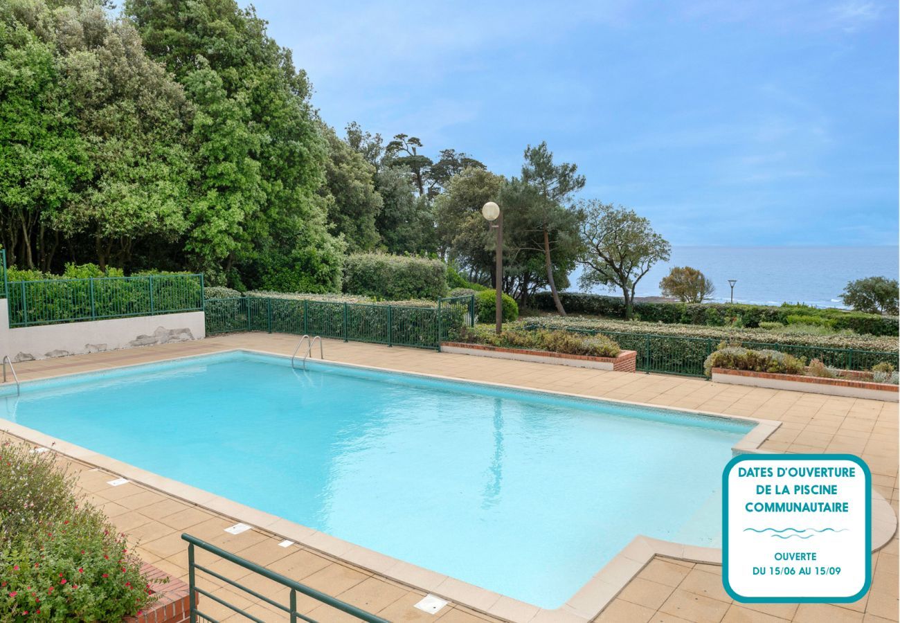 Apartment in Pornic - Apart 100m from the beach - swimming pool for 4