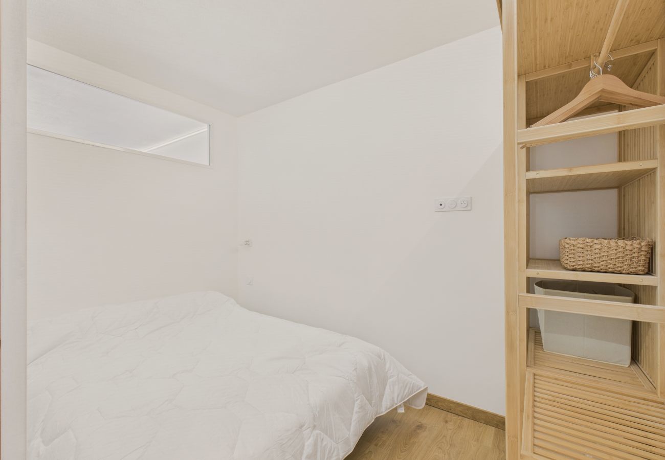 Apartment in Arzon - Apartment for 2 with balcony by the sea