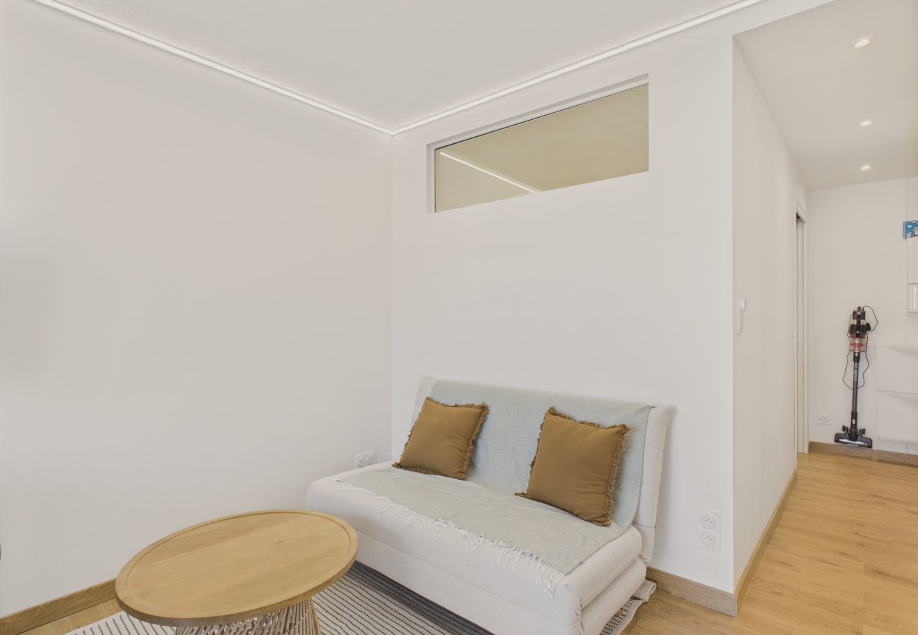 Apartment in Arzon - Apartment for 2 with balcony by the sea