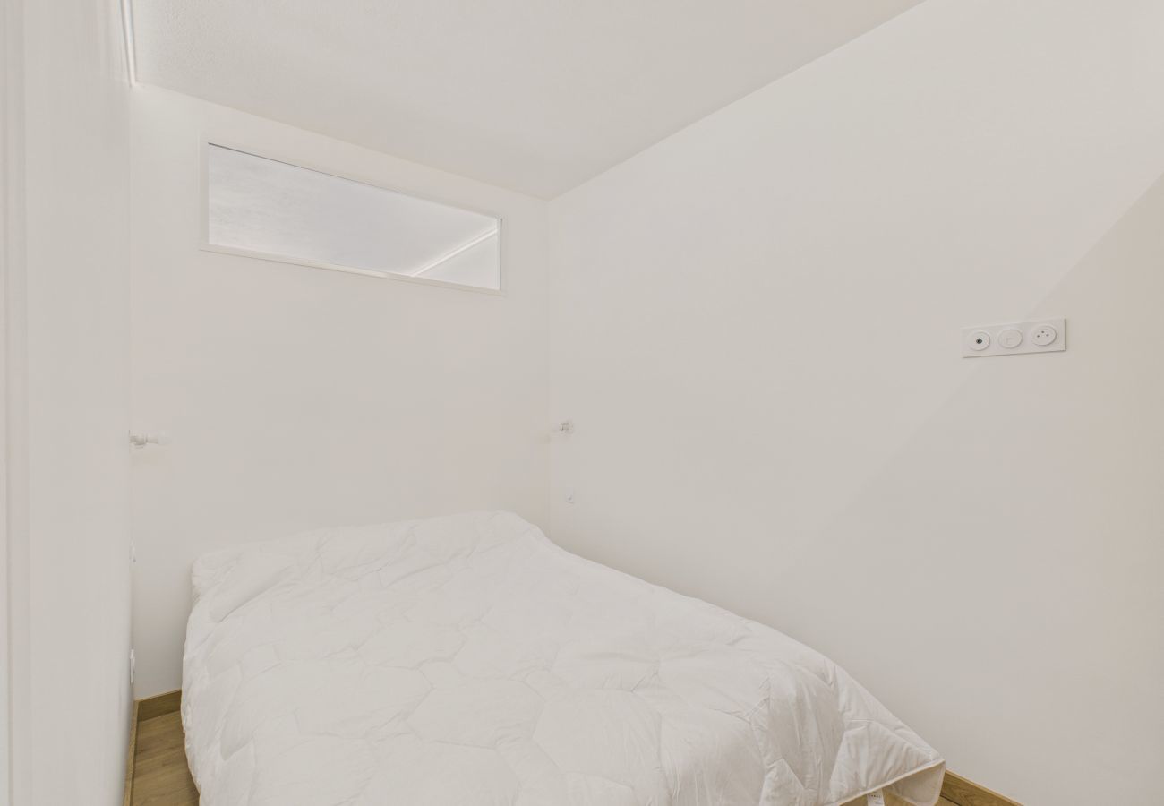 Apartment in Arzon - Apartment for 2 with balcony by the sea