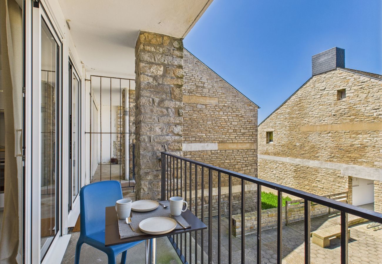 Apartment in Arzon - Apartment for 2 with balcony by the sea