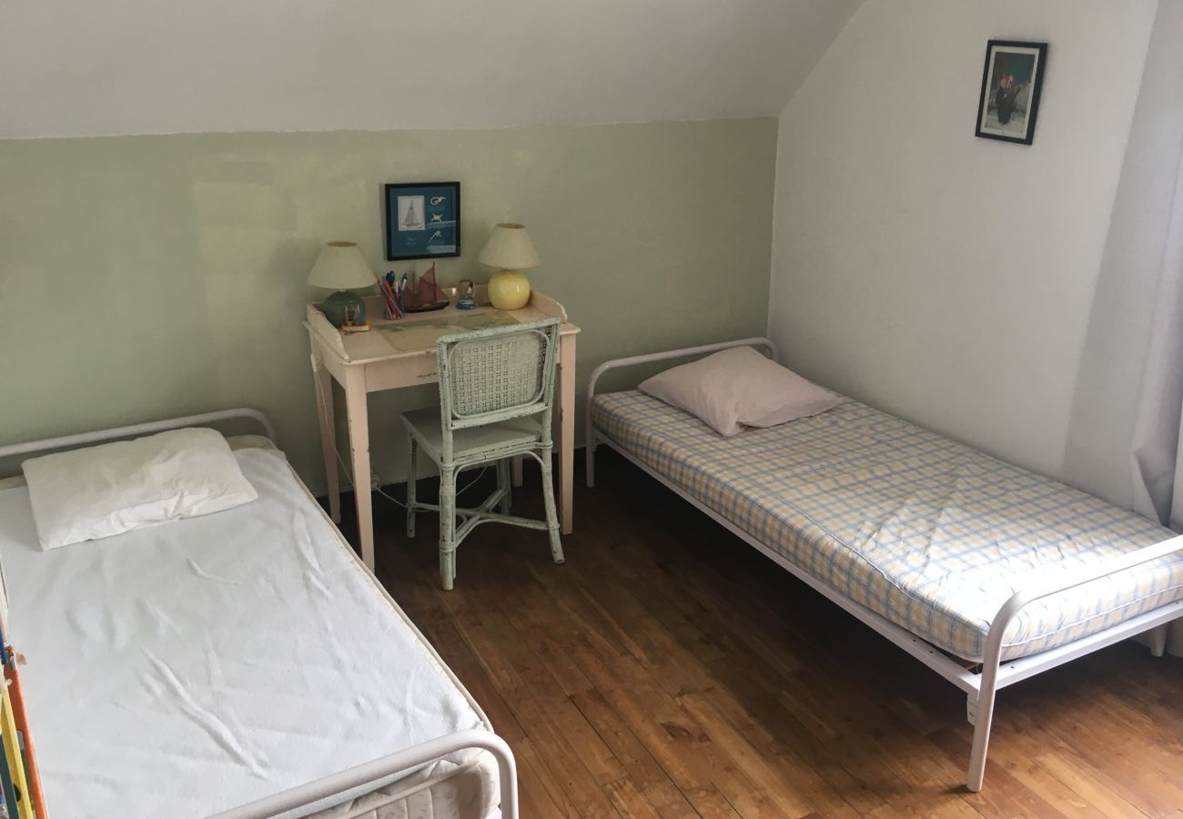 House in Bénodet - Sea view – house for 4 adults and 3 children
