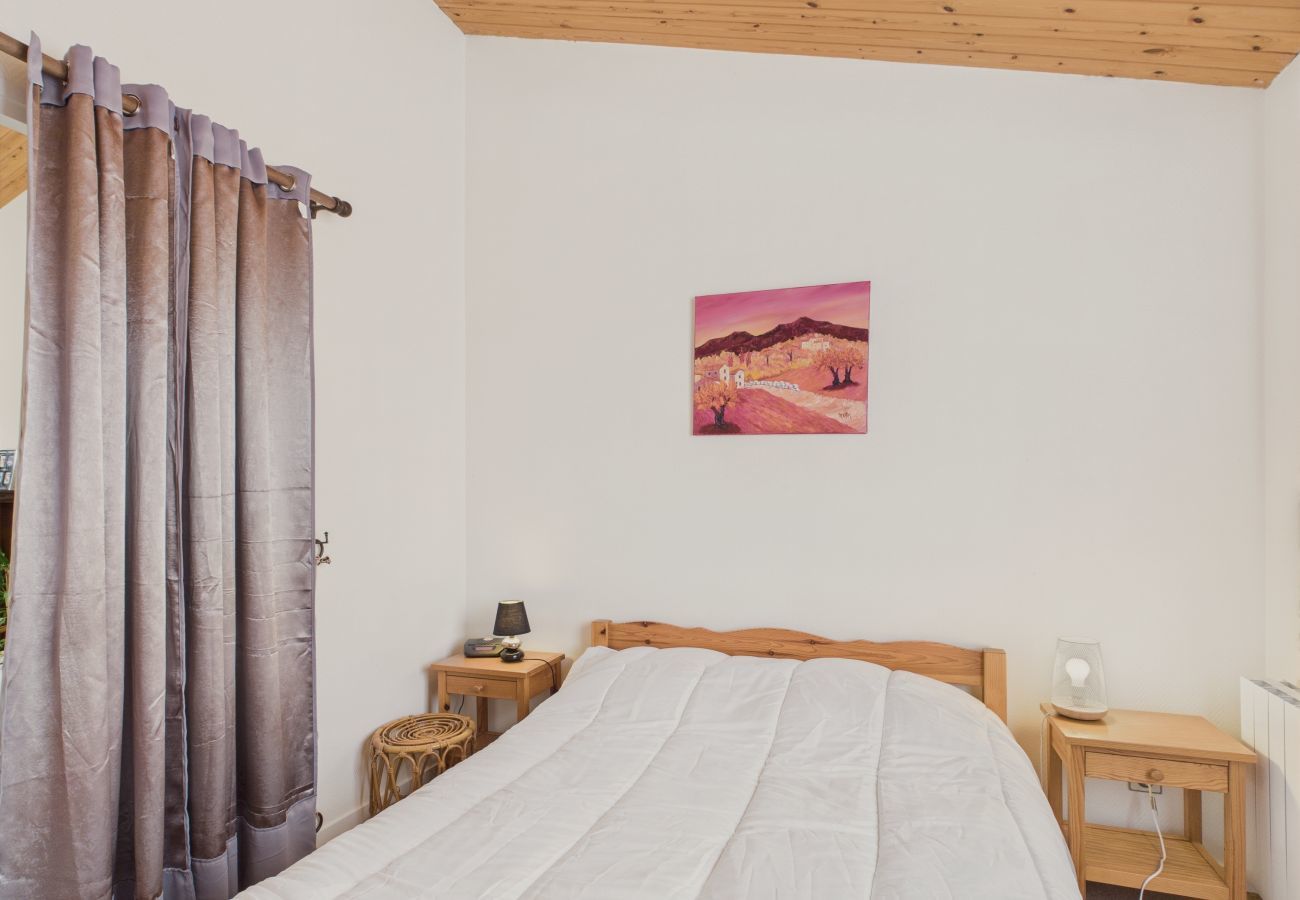 Apartment in Les Sables-d´Olonne - At 250m from the main beach, apartment for 4