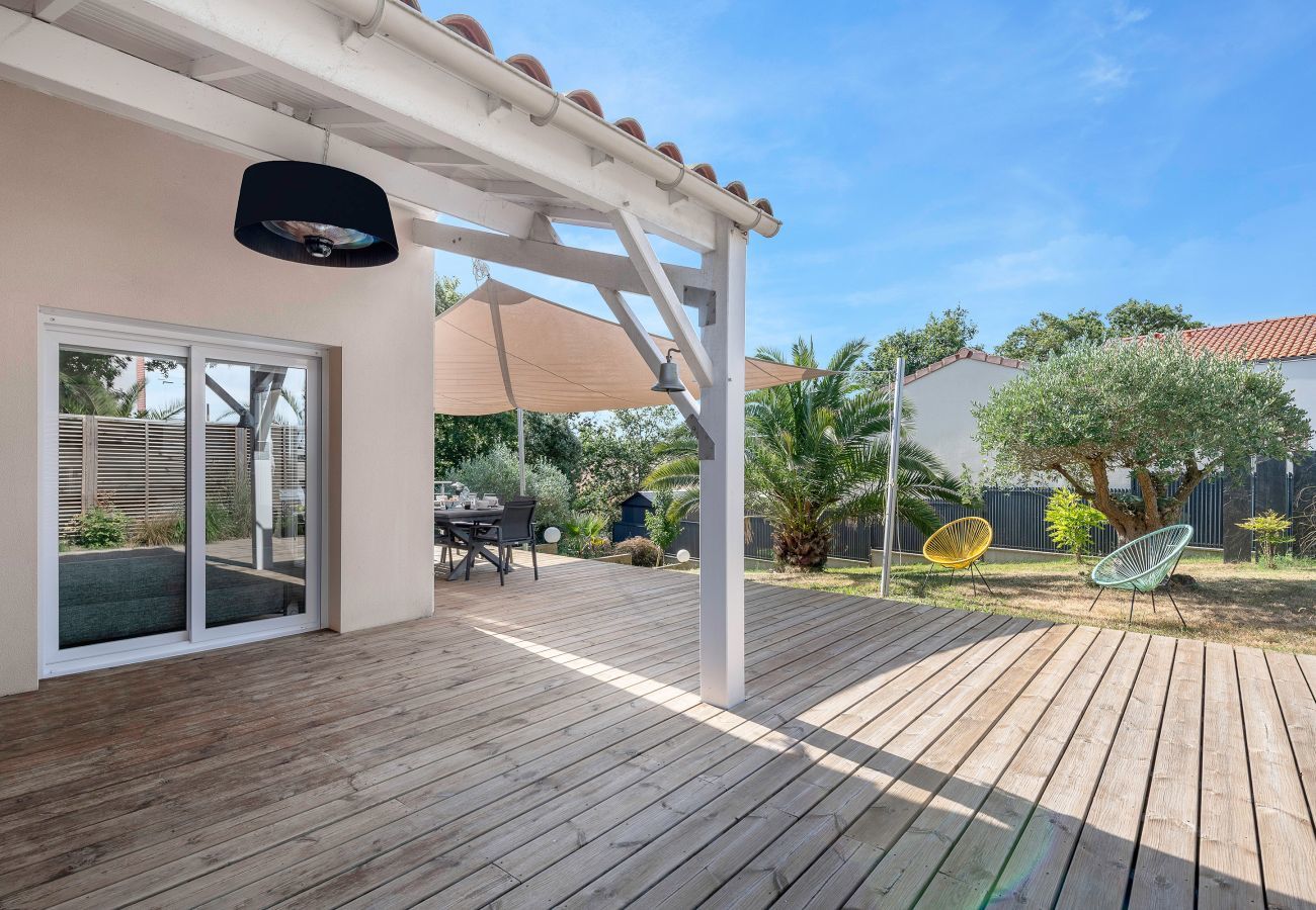 House in Pornic - Family home for 8 people - 400m from the beach